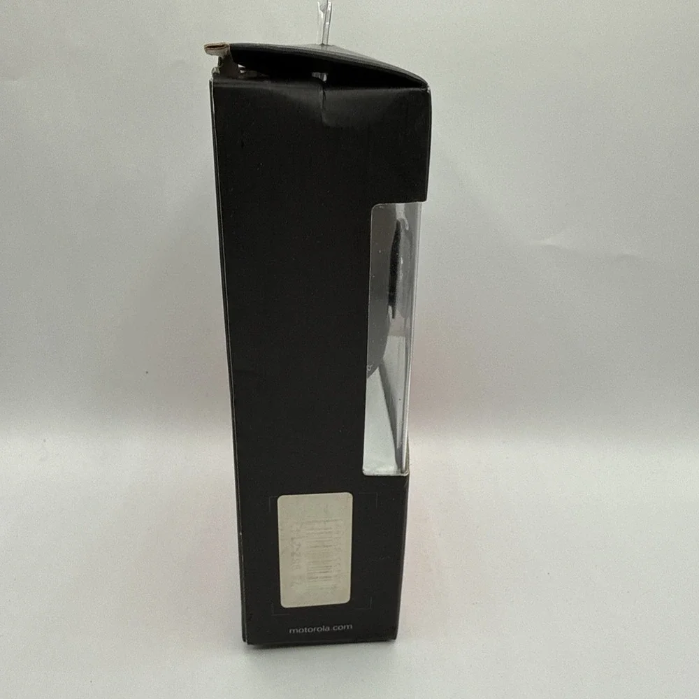 MOTOROLA™ T505 Bluetooth® In-Car Speakerphone w Digital FM Transmitter Wireless‎